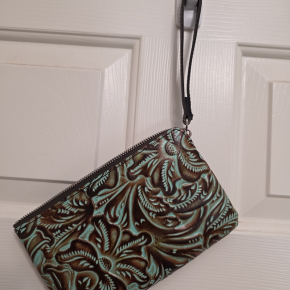 Patricia Nash Burnished Cutout Tooled Tourquoise Adaline Tote w/ Matching Pouch - Picture 12 of 14